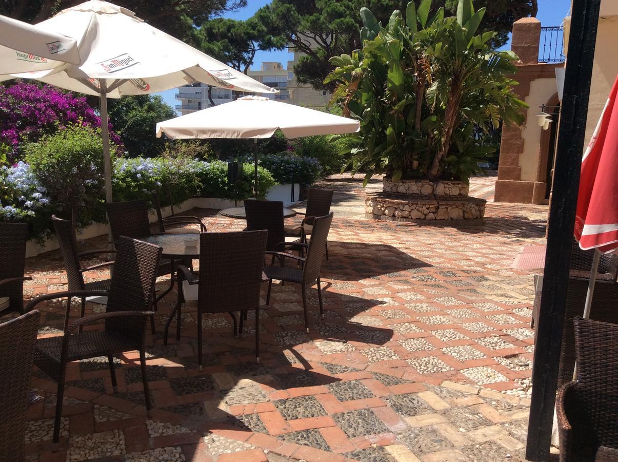 Mansion Alhamar - 2 Bedroom, Frontline Beach, Mountain Views, Full Size Pool, Tennis Courts, Close To Shops, On-Site Bar & Chiringuito Sitio de Calahonda Exterior foto